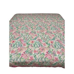 Pottery Barn X Lilly Pulitzer Reversible King Quilt in Lilly Of The Jungle